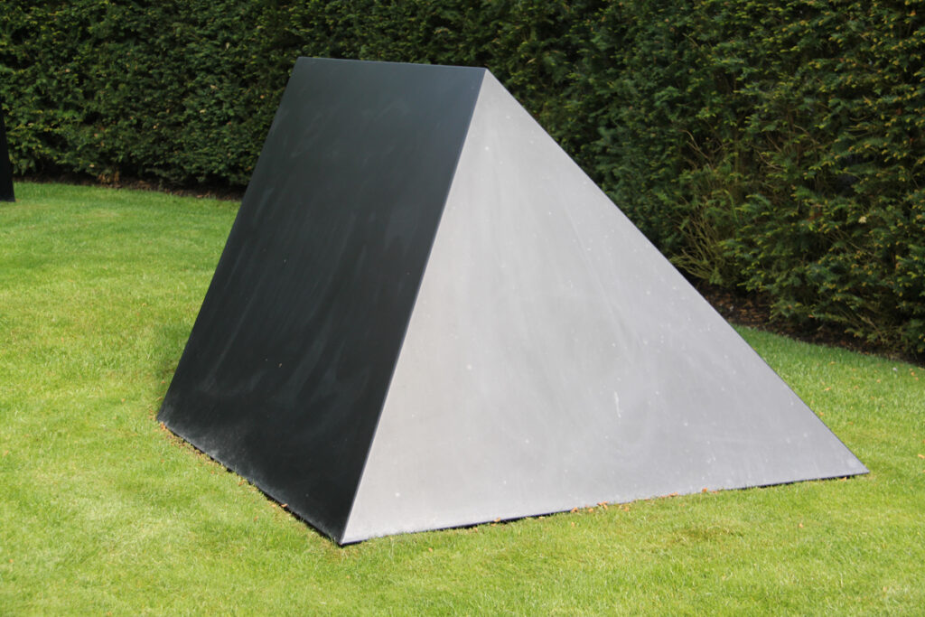 Fondation_Hubert_Looser_Tony_Smith_03